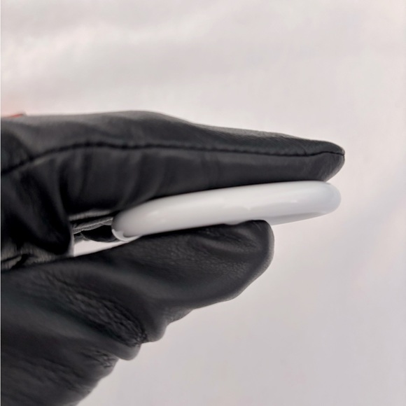 Hermes White Enamel Chaine d’Ancre Scarf 90 Ring with Box (Excellent Condition) - Picture 6 of 10